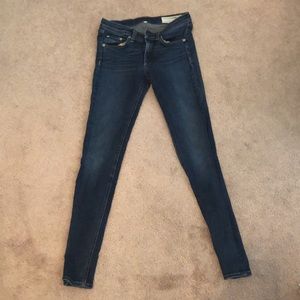 Rag and Bone skinny Jean EUC SIZE 27